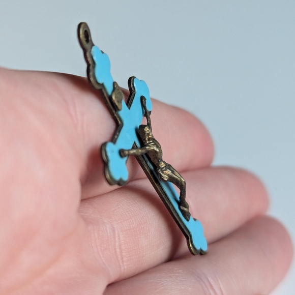 Antique crucifix Jesus on the cross necklace pendant charm, early 1900s - Picture 14 of 14